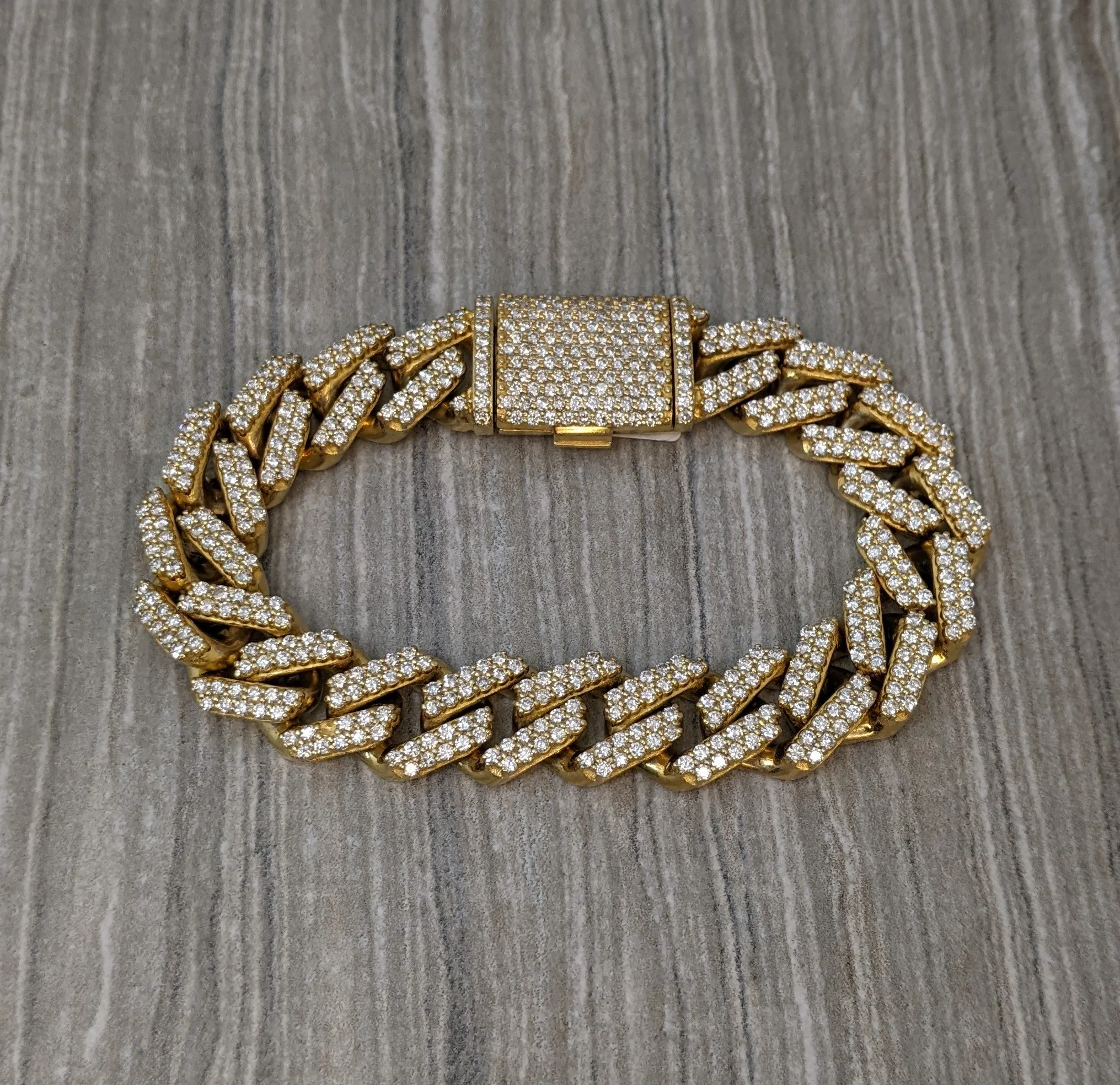 14k Yellow Gold 11ctw Diamond Cuban Link Bracelet