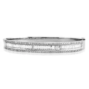 18ct White Gold & Diamonds Bangle - K1016