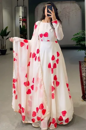 BEAUTIFUL RED HEARTS IN BLOOM GOWN