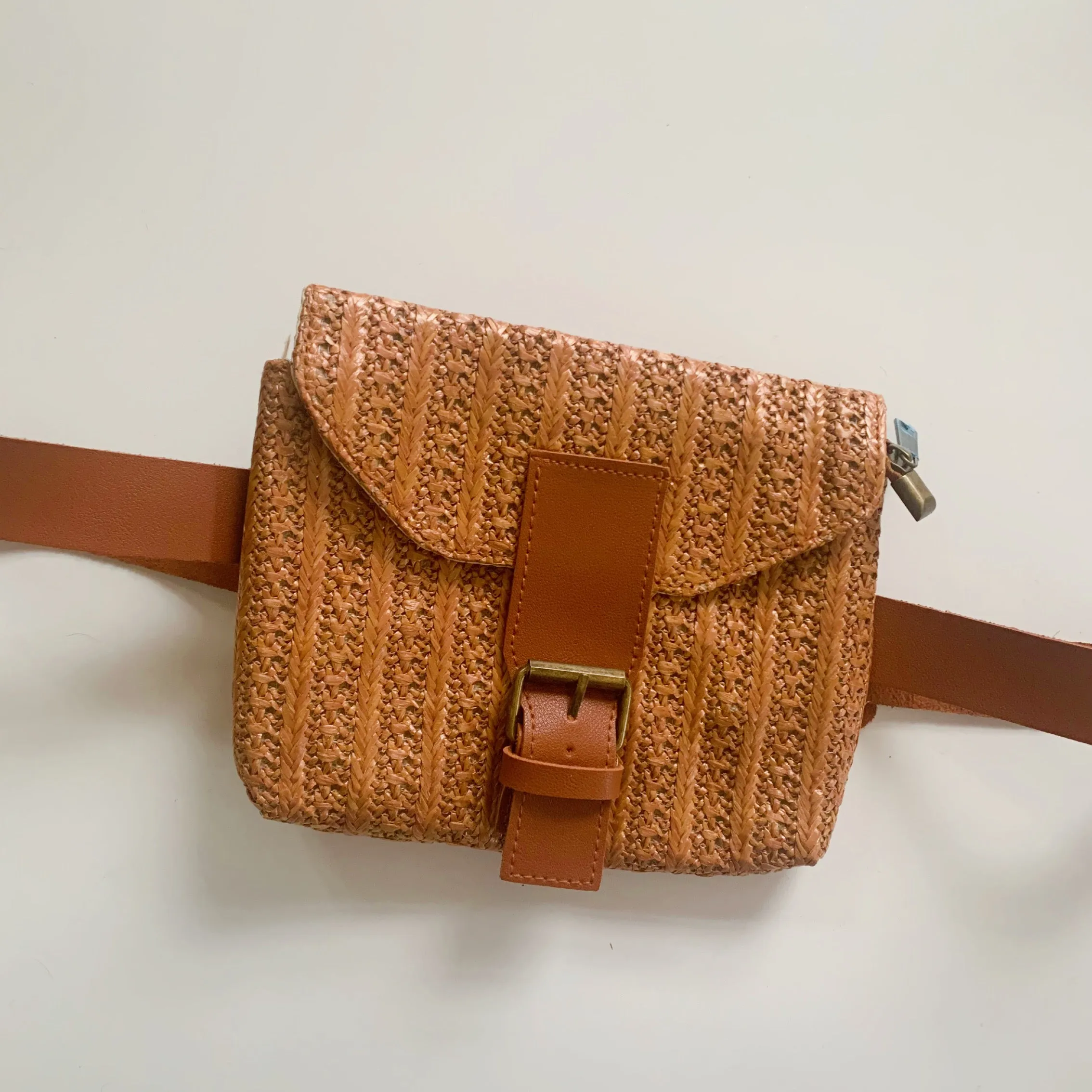 Beckett Belt Bag - Tan