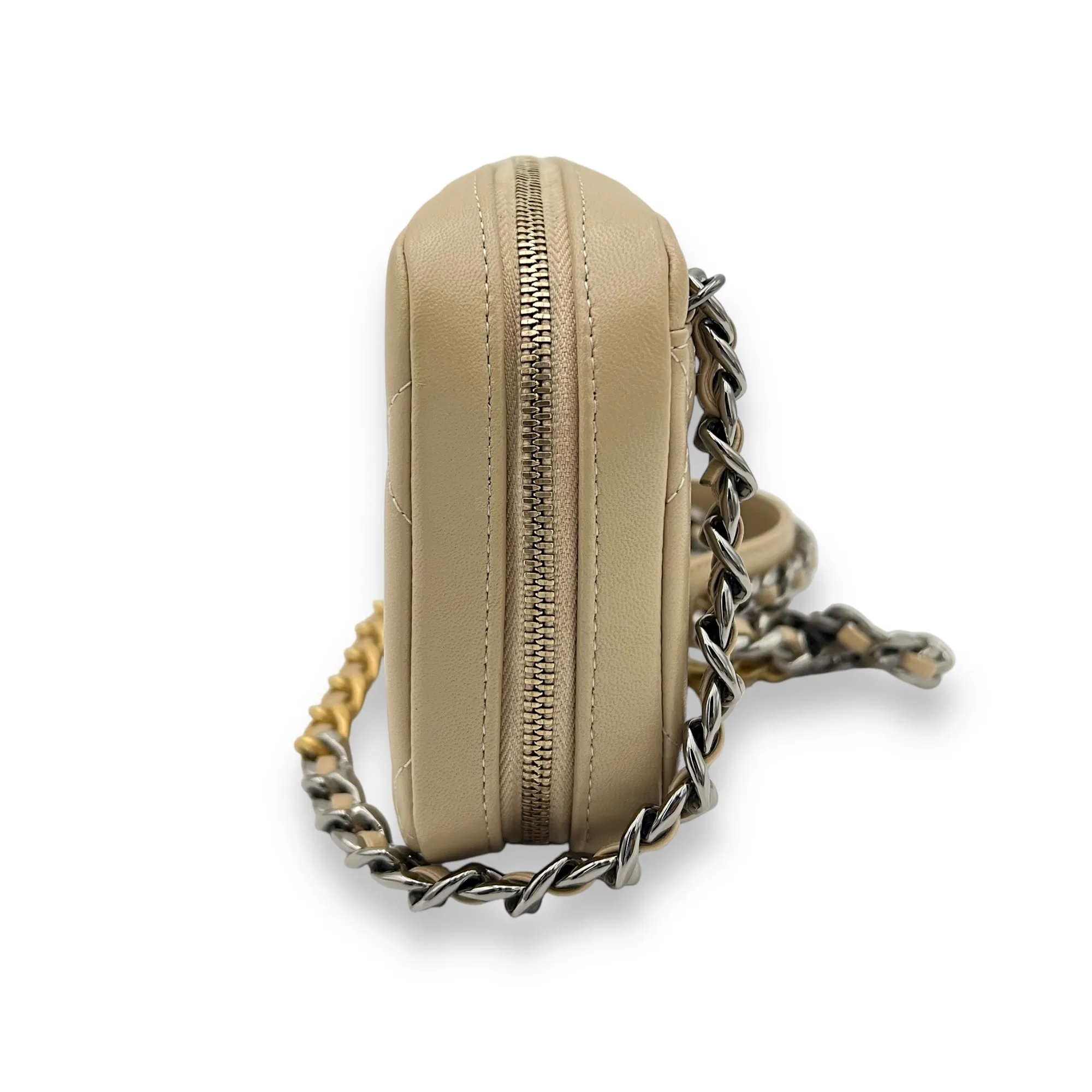 C19 Beige Clutch With Chain Camera Bag in Lambskin, Mixed hardware