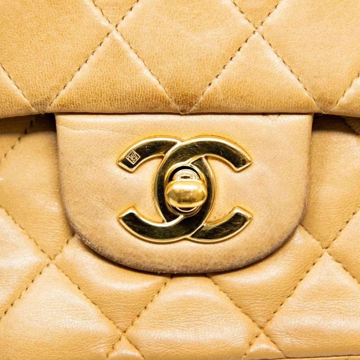 Chanel Beige Medium Vintage Classic Flap