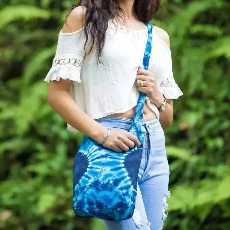 Light Blue Tie-Dye Cotton Shoulder Bag – Stylish & Eco-Friendly