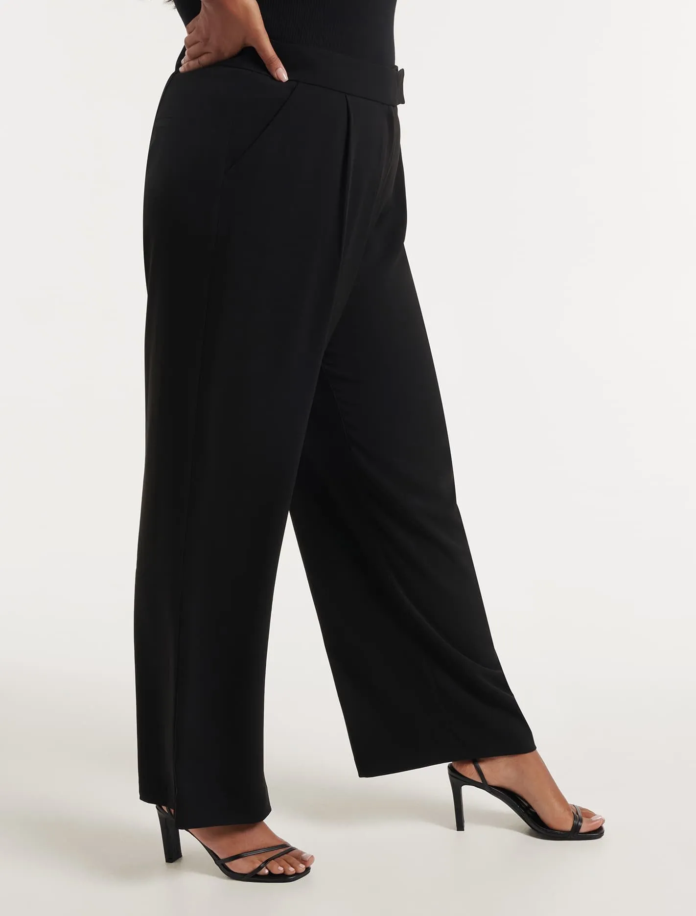 Nylah Curve Wide Leg Pants