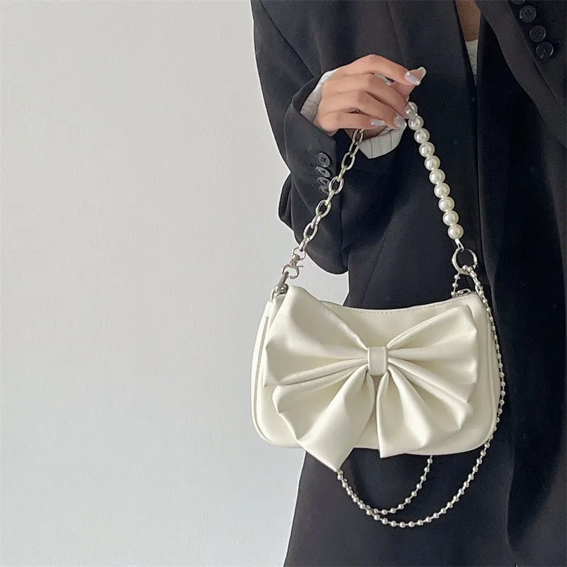 "Black & White PU Bow Handbag – Autumn/Winter Tote with Pearl Chain Detail"