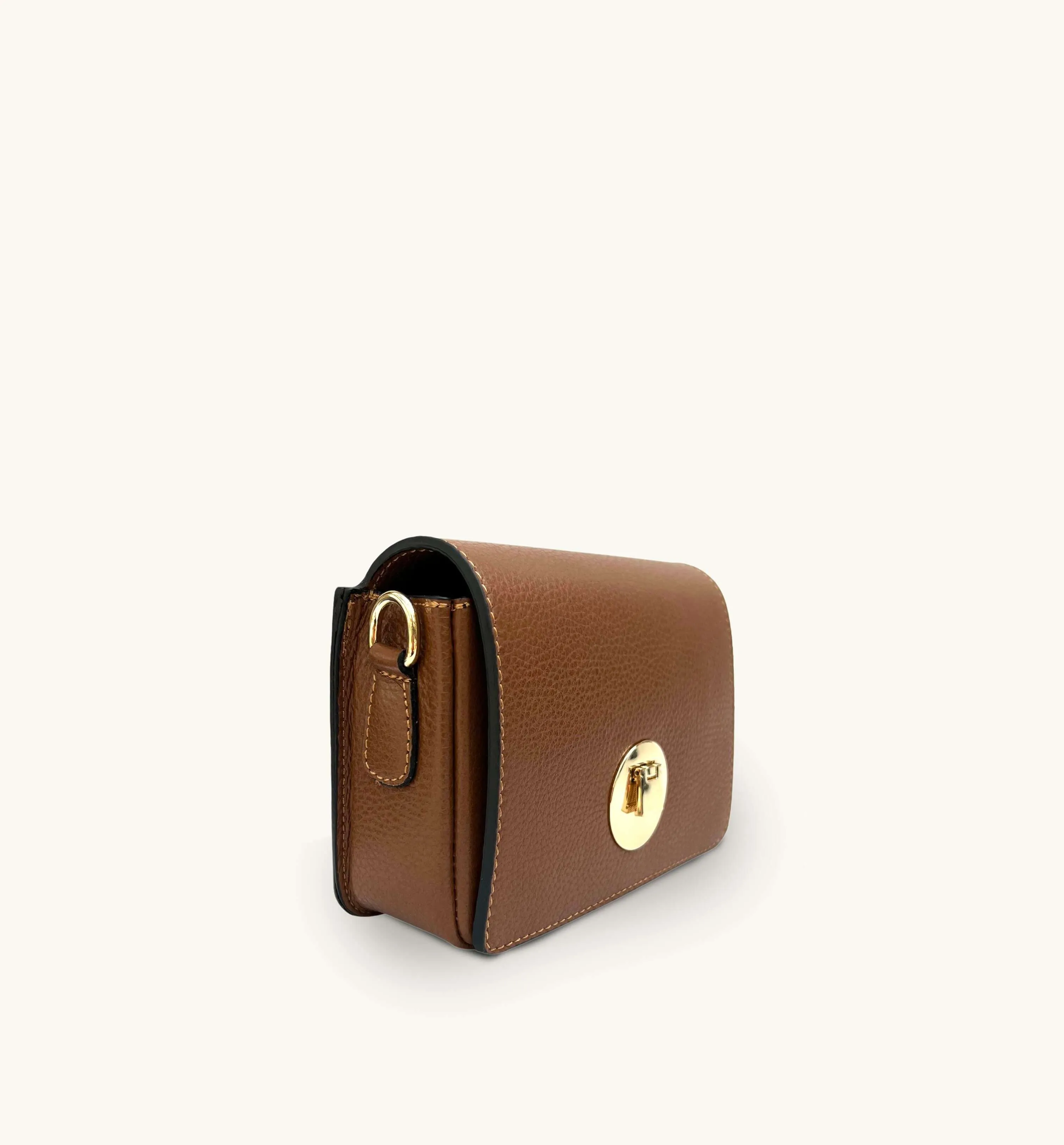 The Newbury Tan Leather Bag