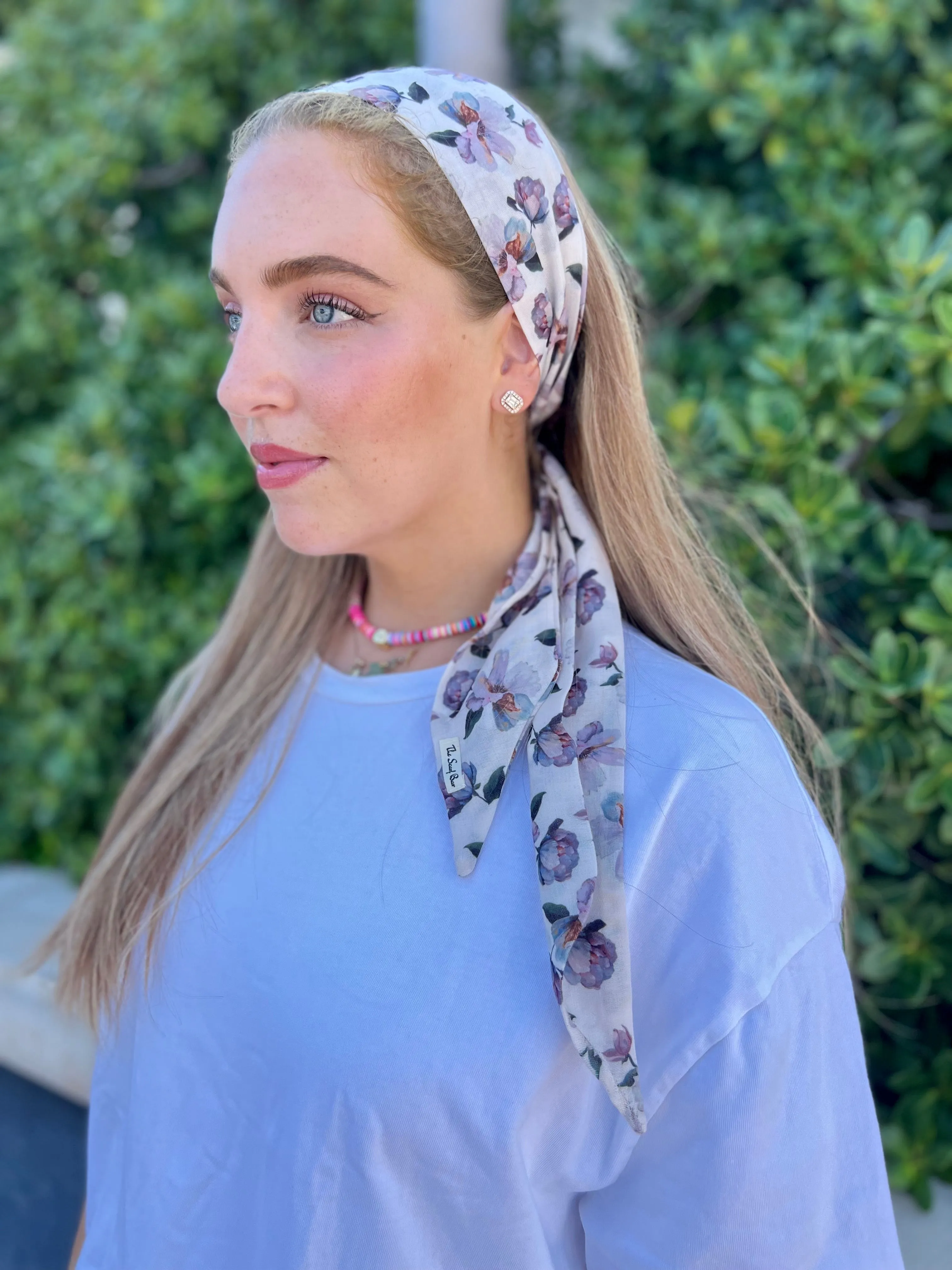 WRAP SCARF Gorgeous Ivory Florals Cream